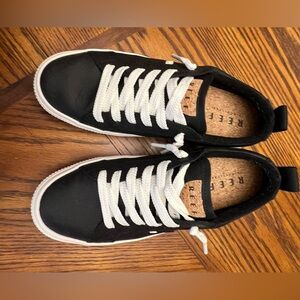 Reef Lay Day Sneakers